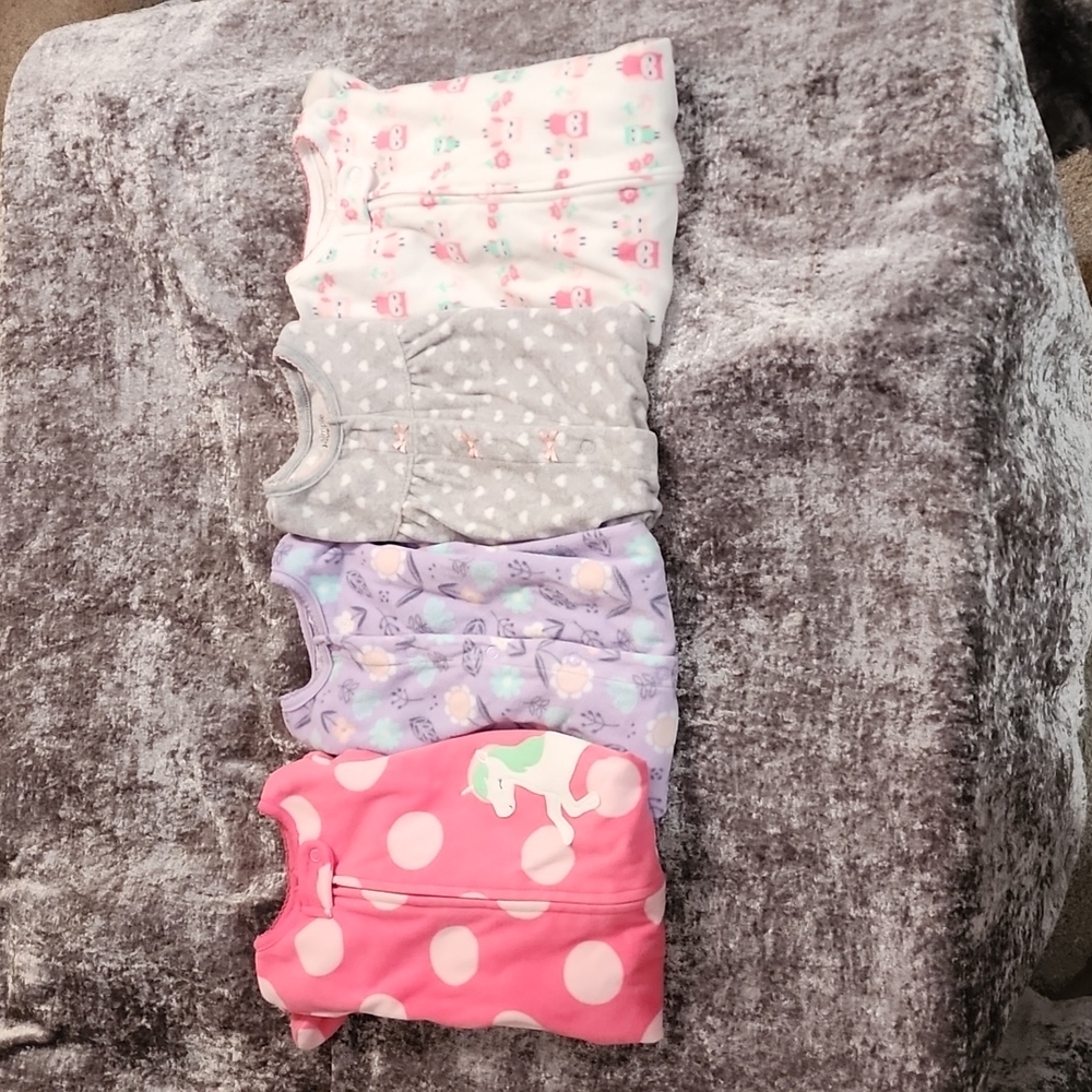 BUNDLE⭐ Girls Carter's fleece Pjs